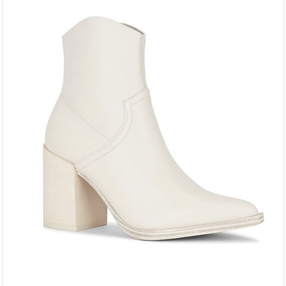 Steve Madden Cate Ankle Boot Bootie in color Bone - Picture 2 of 7